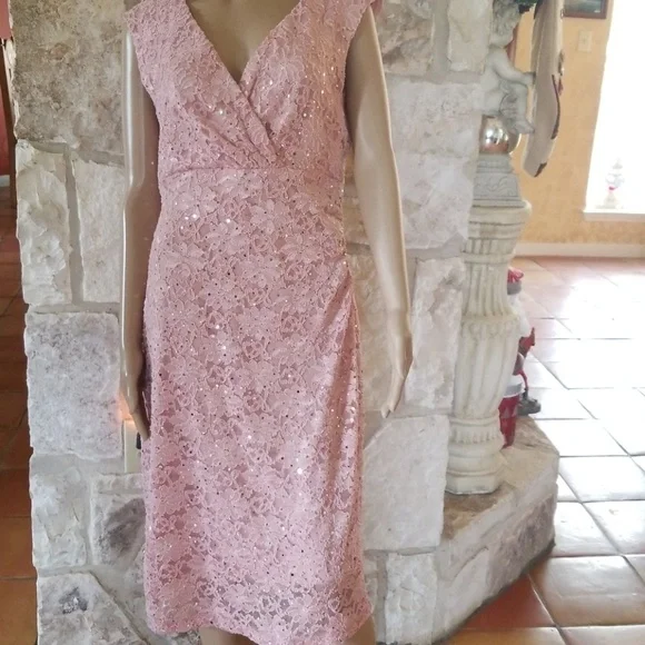 connected apparel | Dresses | Beautiful Pink Lace Sequin Dress | Poshmark
